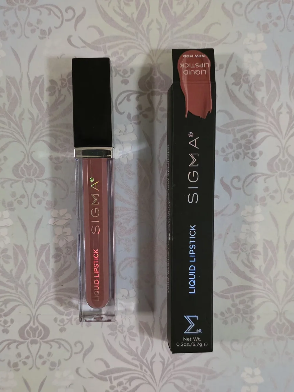 BNIB Sigma Beauty Liquid Lipstick - Warm Rose (Women Makeup)
